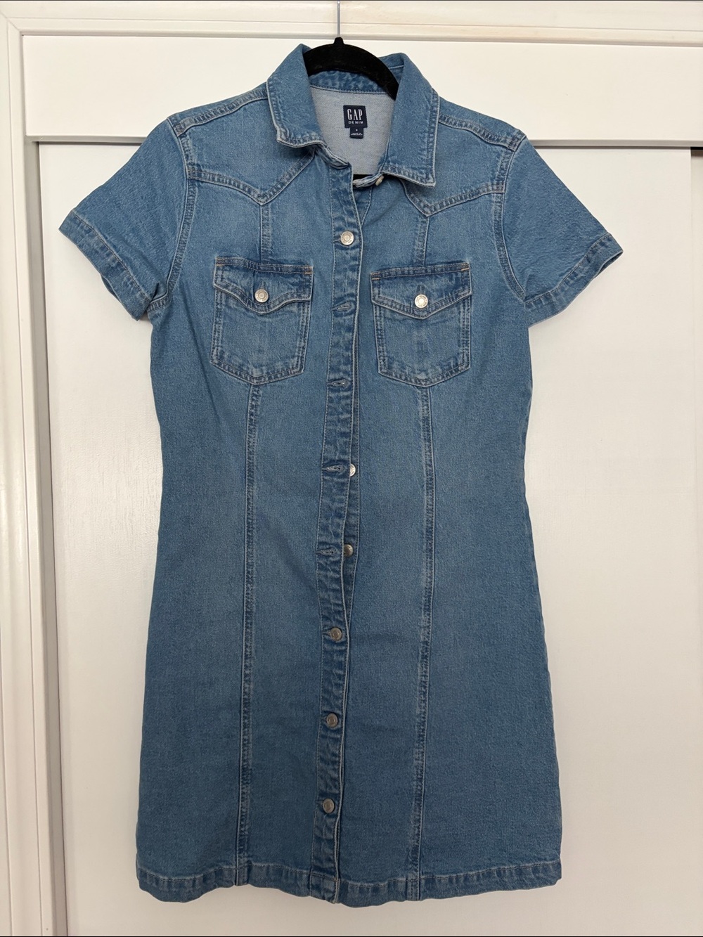 GAP Button-Front Short Sleeve Denim Dress - Light Blue